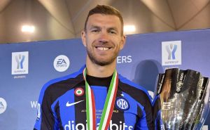 Lopta s kojom je Džeko postigao gol stavljena u staklenu kutiju: Ovo je razlog