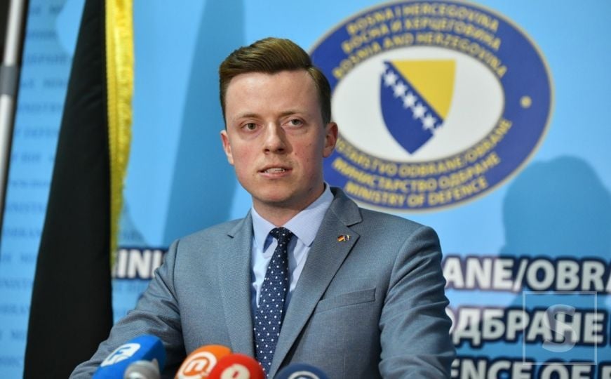 Adis Ahmetović: Ponovo nam treba više NATO-vojnika na Kosovu