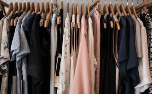 Svježe oprana odjeća ne miriše kako ste očekivali? Ovo su savjeti za blistavo čist veš