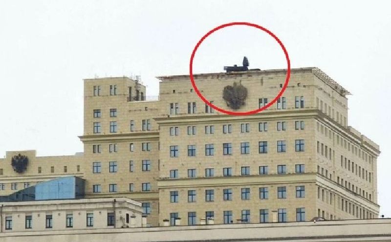Panika u Moskvi: Putinova vojska iznenada postavila moćno oružje na krovove zgrada, pogledajte video