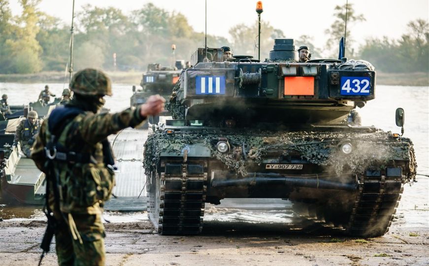 Zvanično: Njemačka Ukrajini šalje tenkove