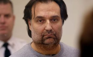 Na kući u kojoj se sumnja da je ubijena Ana Walshe osvanule jezive poruke podrške suprugu Brianu