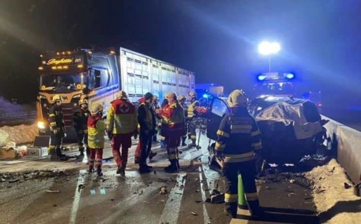 Stravičan udes u Austriji: Žena poginula nakon što se zabila u kamion vozača iz BiH