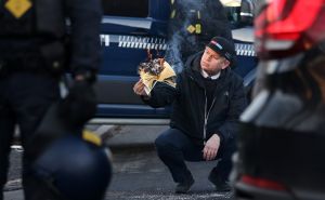 U Danskoj spaljen Kur'an ispred džamije nakon džuma namaza, policija štitila ekstremiste