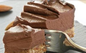 Za savršen početak sedmice: Napravite čokoladni kolač koji se ne peče od samo četiri sastojka