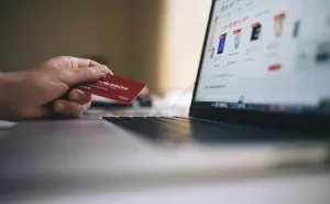 Obratite pažnju: Skoro 40 posto online trgovina koristi manipulativne tehnike