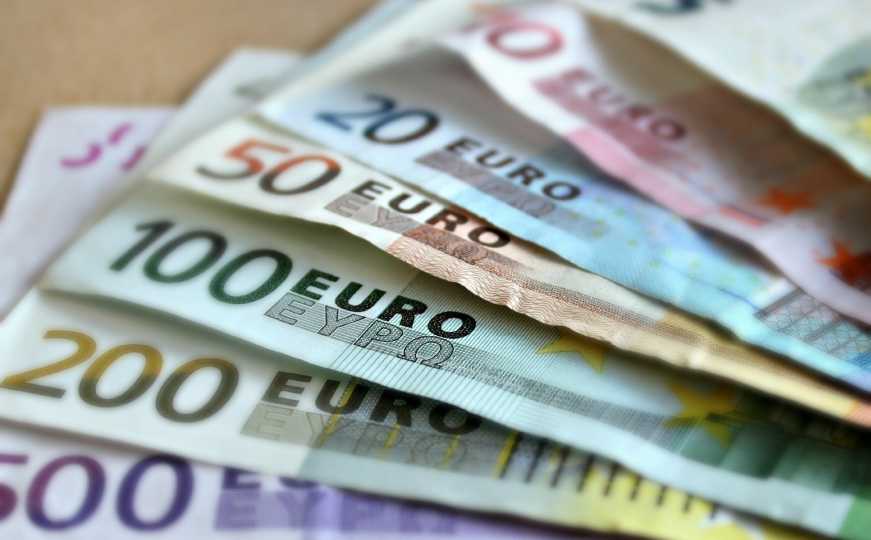 Eurozona: Inflacija tri mjeseca zaredom u padu