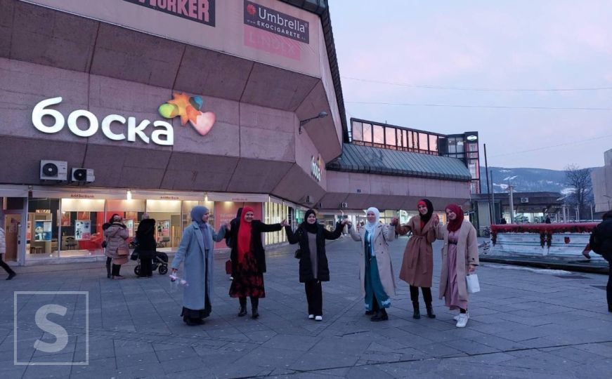Djevojke s hidžabom prošetale Banjom Lukom: Ovo je značajnije od svih konferencija…