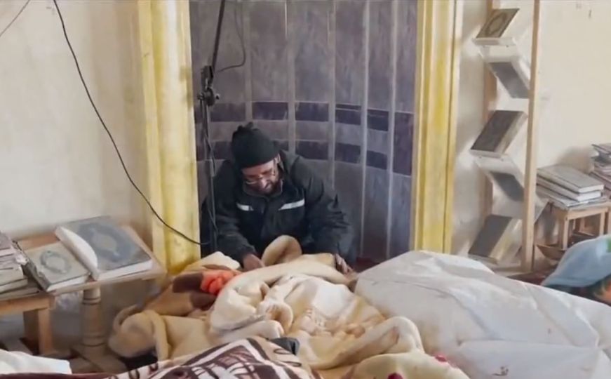 Sirijcu u zemljotresu poginulo 25 članova porodice: 'Pobjegli smo od rata, sustigla nas je sudbina'