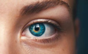 Znate li koja je najrjeđa boja očiju na svijetu? Ne, nije plava