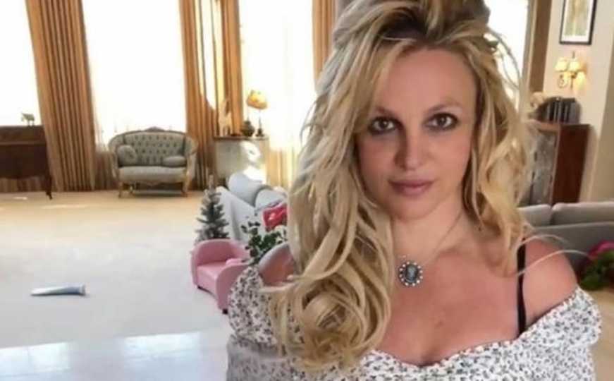 Porodica i prijatelji Britney Spears zabrinuti za slavnu pjevačicu: 'Bojim se da će umrijeti...'