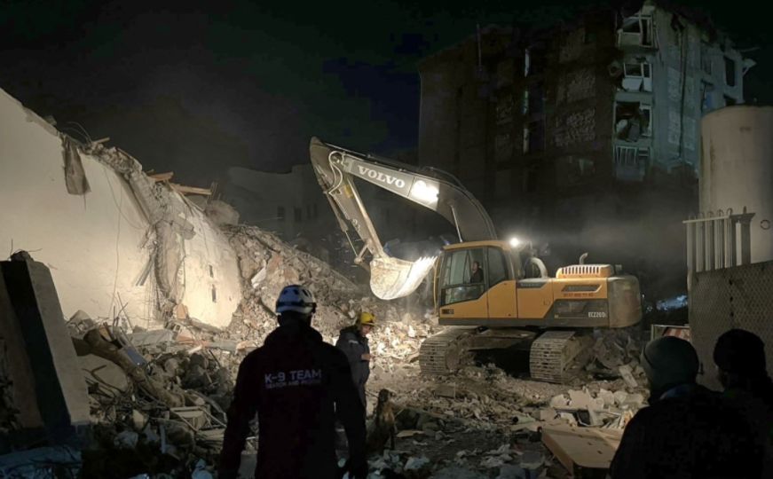 Naši heroji spasli još 2 osobe iz ruševina u Turskoj: Locirao ih pas Atos