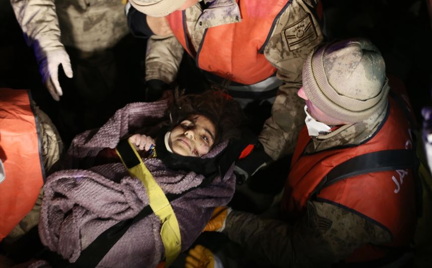 Uspješna akcija u Turskoj: Nakon oca, spašena i njegova kćerkica 159 sati nakon zemljotresa