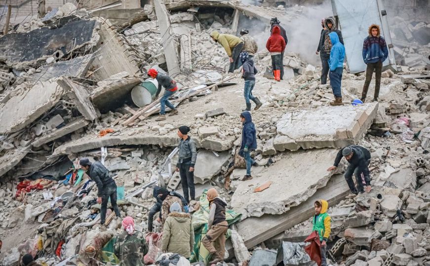 Teška sudbina: Majku i dijete dva puta spašavali iz ruševina u Siriji