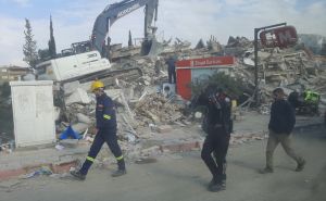 Turska: Ženska osoba spašena iz ruševina 204 sata nakon zemljotresa