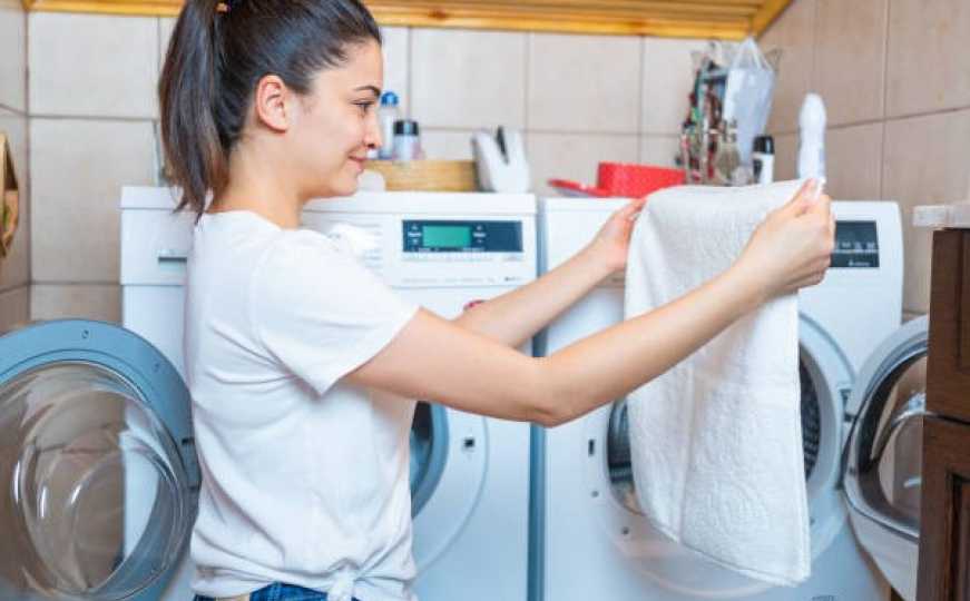 Žena otkrila trik za pranje bijelog veša: Jedini oduševljeni, drugi tvrde 'to je jako opasno'