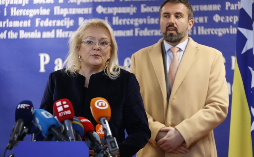 Bradara i Stojanović nakon sastanka: "Nismo htjeli bez Lende donositi odluku o predsjedniku FBiH"