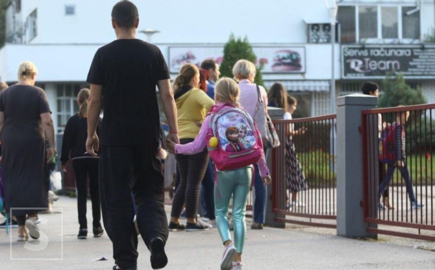 Anketa - većina roditelja protiv skraćenja časova u školama u Kantonu Sarajevo