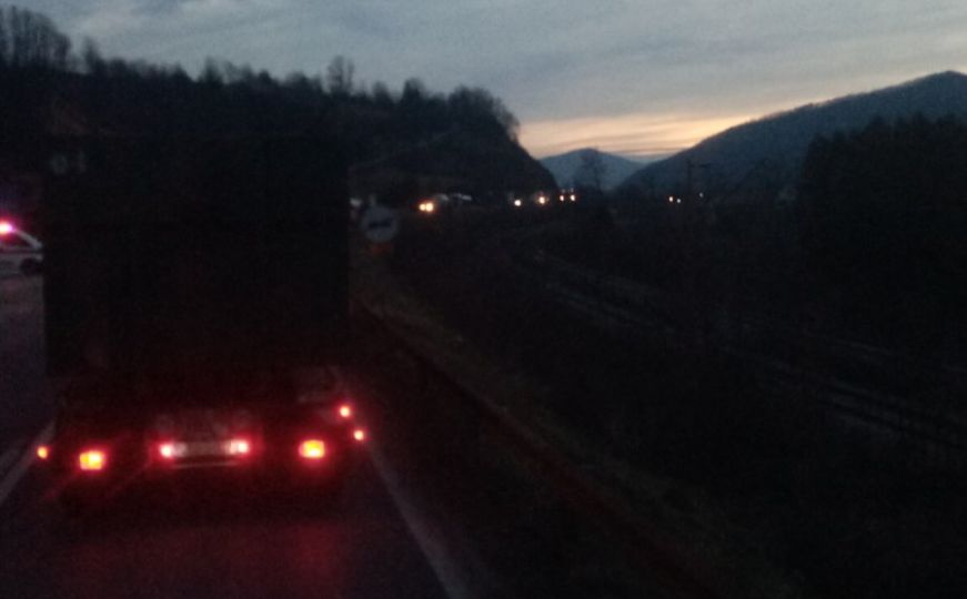 Tragično jutro u BiH: U saobraćajnoj nesreći poginula jedna osoba