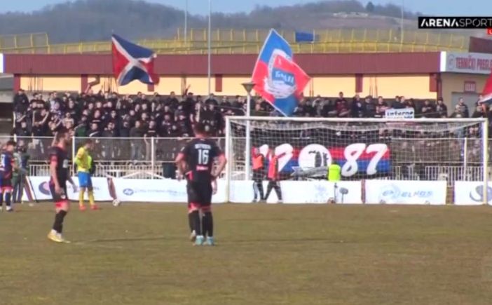 Sramne scene u Prijedoru: Cijeli stadion skandirao ime ratnog zločinca Ratka Mladića