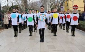 Maškare i šarenilo: Karnevalska povorka prošetala ulicama Mostara