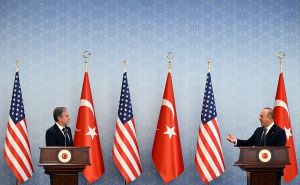 Blinken stigao u Ankaru, fokus sastanka sa Cavusogluom ukidanje američkih sankcija Turskoj