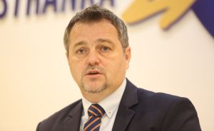 Nermin Ogrešević: 'Dok traje hajka na Bošnjake, sveštenici pjevaju spremite se, spremite, četnici'