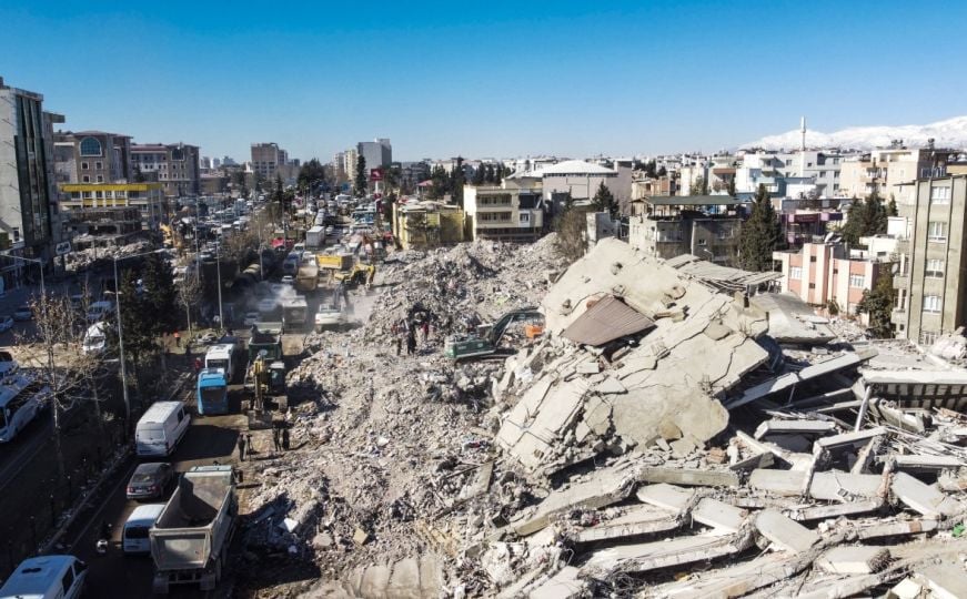 Strašne posljedice razornih zemljotresa: U Istanbulu na liječenju 1.214 povrijeđenih