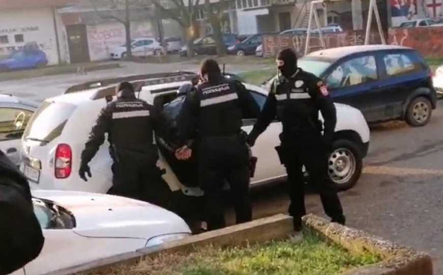 Hapšenje u Banjoj Luci: Lažni policajac posudio 9.000 maraka, novac nije vratio