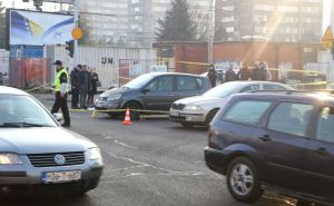 Potresne fotografije sa mjesta stravične nesreće u Sarajevu: Smrtno stradao stariji muškarac