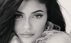 Kylie Jenner više nema titulu najpraćenije žene na Instagramu: Evo ko je preuzeo prvo mjesto