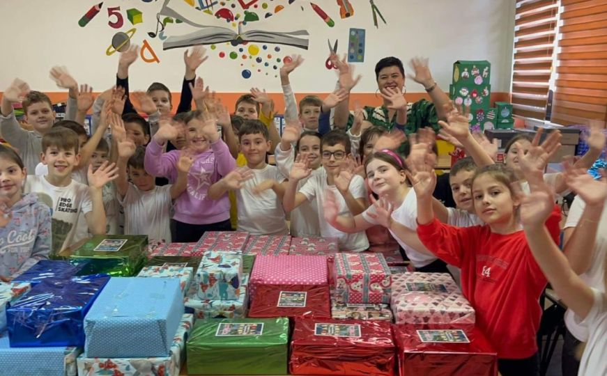Plemenita akcija: Učenici Tuzlanskog kantona prikupili hiljade paketića za djecu u Turskoj i Siriji