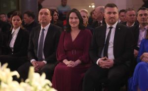 Benjamina Karić: Zastava BiH u Vijećnici je bila pravilno postavljena