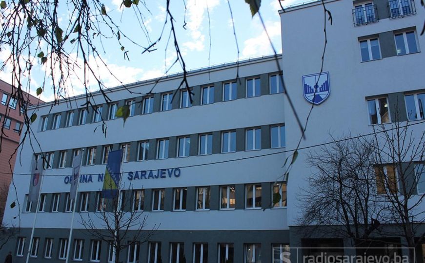 Oglasili se iz Općine Novo Sarajevo: Ovo je razlog zbog kojeg je smijenjen Adnan Karamehmedović