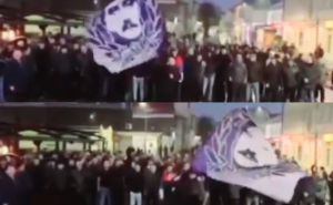 Sramotne scene iz Bosanske Dubice: Protest protiv Dana nezavisnosti, pjevali "Ne volim te Alija"