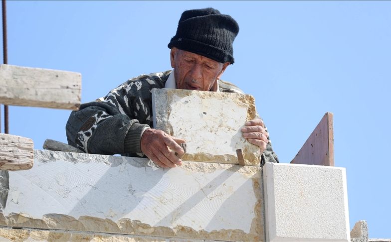 Palestinski majstor Yusuf gradi punih sedam decenija: "Građevinom sam othranio devetero djece"