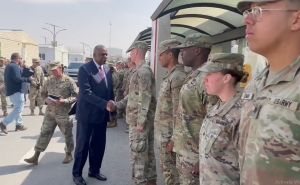 Američki ministar odbrane u nenajavljenoj posjeti Iraku