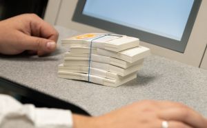 Muškarci u BiH zarađuju 16,4 posto više nego žena na istoj poziciji