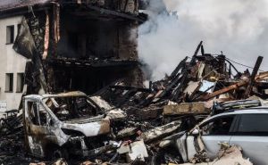 Šta se dešava u Mariupolju? Ponovo odjekuju eksplozije, Rusi digli borbene avione