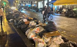 Na ulicama Pariza nagomilano 6.000 tona smeća: Ljudi se žale na smrad i moguće širenje bolesti
