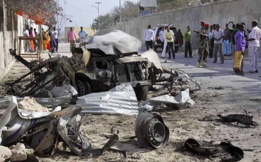 Teroristički napad u Somaliji: Dvije osobe poginule u napadu automobilom napunjenim eksplozivom