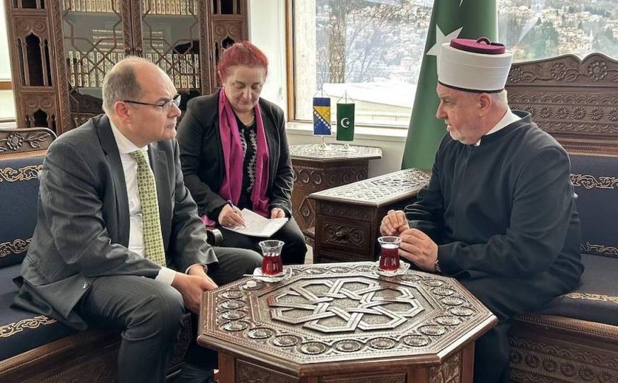 Reisul-ulema se susreo s visokim predstavnikom: Razjasnili izjavu o genocidu u Srebrenici