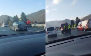 Dvije teške nesreće kod Sarajeva: Povrijeđeno pet osoba, saobraćaj otežan