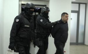 Sva nedjela Aleksandra Nikolića: Kako je kod Sarajeva preuzimamo kokain i heroin