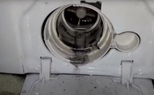 Praktični savjeti: Kako najbolje očistiti filter veš mašine