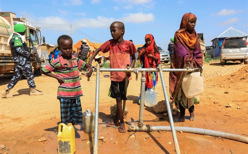 Poražavajući podaci: Hiljadu djece dnevno umre zbog zagađene vode za piće