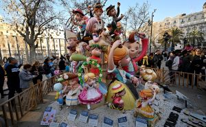 Tradicija i umjetnost: Festival "Las Fallas" završen paljenjem divovskih lutki