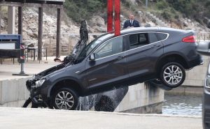 Stravična saobraćajna nesreća u Hrvatskoj: Život izgubila 45-godišnjakinja, automobil sletio u more