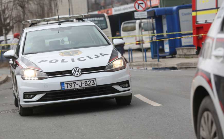U Sarajevu uhvaćen lopov: Opljačkao stvari iz automobila