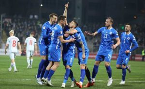 Bravo! Zmajevi poveli na Bilinom polju: Rade Krunić pogodio